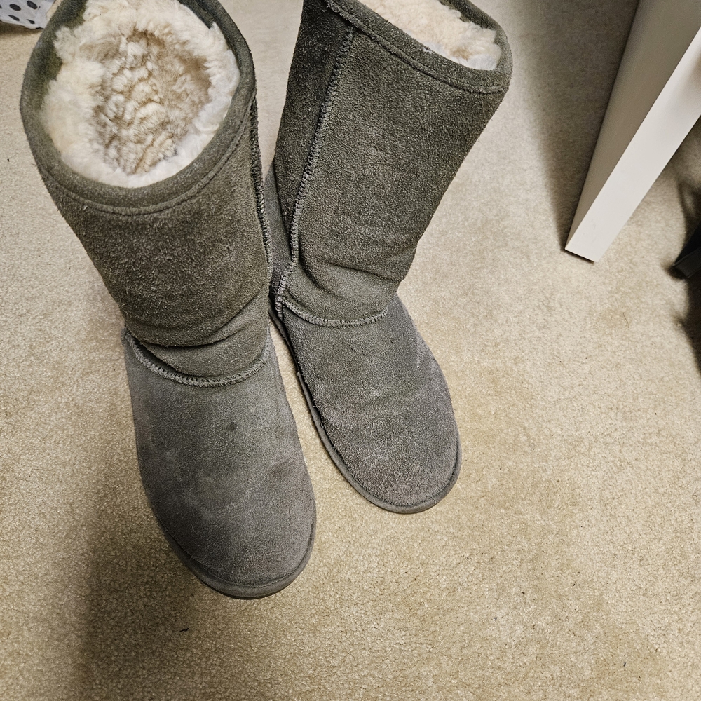 BearPaw Charcoal Shearling Winter Boots